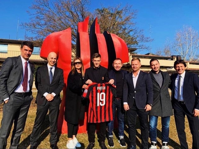 Krzysztof Piątek czeka na debiut w AC Milan