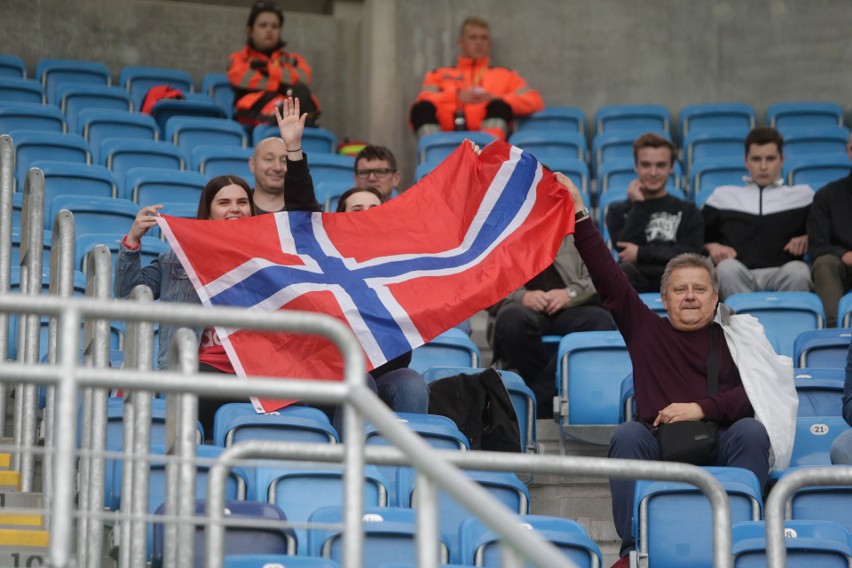 Kibice na meczu Norwegia - Honduras w Lublinie. Zobacz zdjęcia