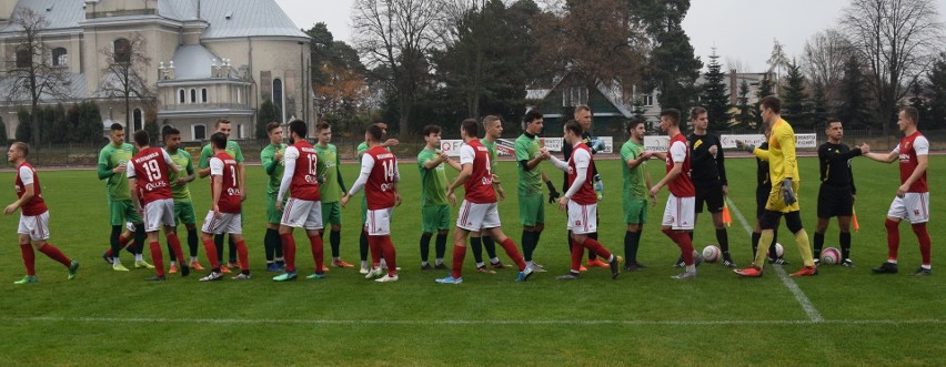 Mazowiecka czwarta liga. Radomiak II Radom pokonał Wilgę Garwolin. Bramki dla radomian zdobywali, Nowakowski, Filipowicz i Winsztal