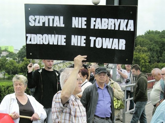 Mieszkańcy Krosna i Gubina wyszli wczoraj na ulicę. Protestowali na moście, blokując ruch w mieście nad Odrą.