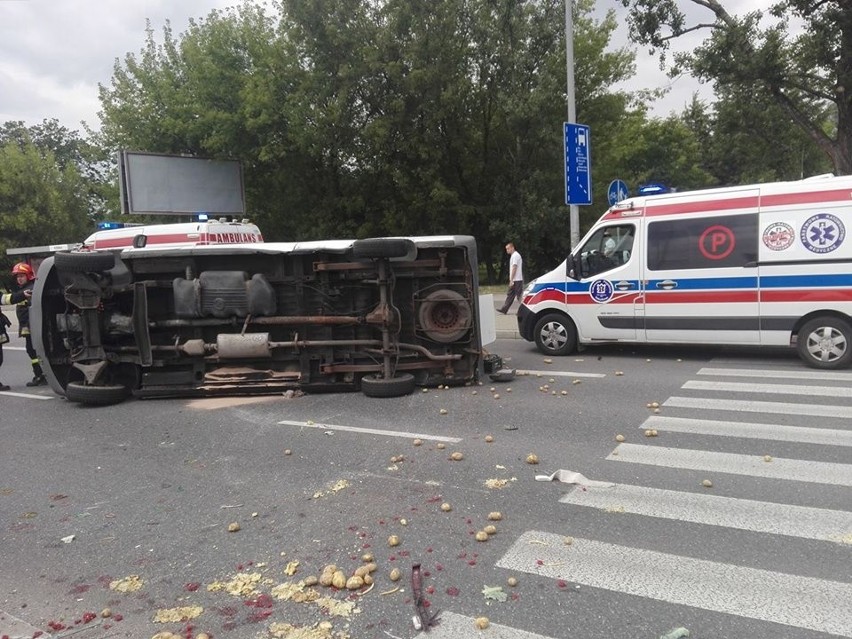 Kraków. Poważny wypadek na ul. Lipskiej [ZDJĘCIA]