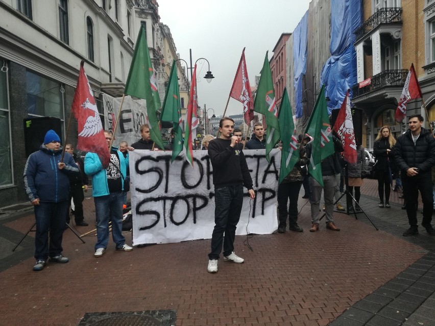 Protest narodowców na Stawowej w Katowicach