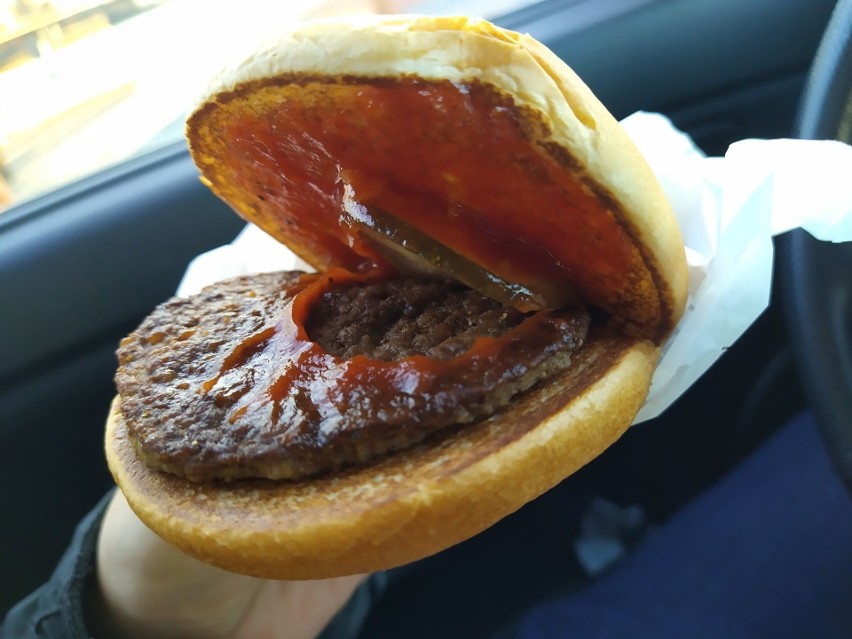 Tak wyglądał hamburger z poprzedniego artykułu