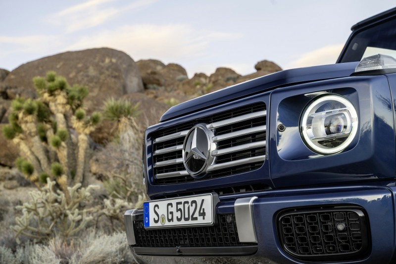 Nowy Mercedes-Benz Klasy G. Odświeżony wygląd i zelyktryfikowane jednostki napędowe 