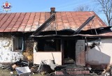 Pożar domu w Nieliszu. Dwie osoby trafiły do szpitala 