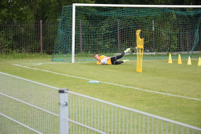 Środowy trening Radomiaka. W sobotę ostatni mecz rundy zasadniczej z Puszczą Niepołomice. We wtorek mecz barażowy o awans do ekstraklasy 