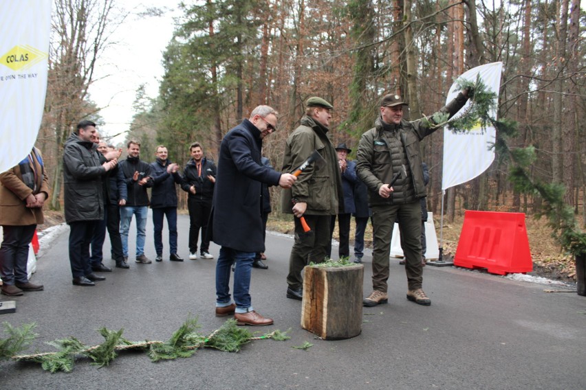 Droga powiatowa Frywałd - Tenczynek przeszła gruntowny...