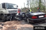 Śmiertelny wypadek w Rybniku ZDJĘCIA Kierowca BMW zmienił pas i wbił się w ciężarówkę