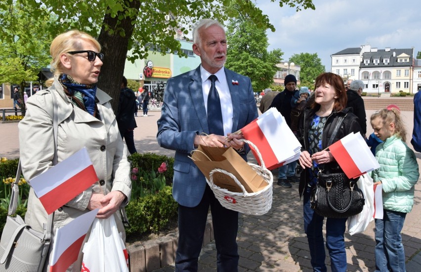 W poniedziałek, 2 maja prezydent Tarnobrzega będzie rozdawał...