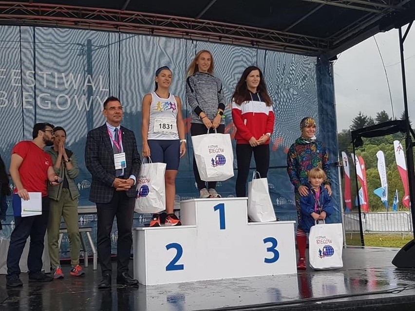 Świetny start świętokrzyskich zawodników w 13. Festiwalu Biegowym w Piwnicznej-Zdroju. Zajmowali miejsca na podium