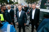 Warszawa: Dziś manifestacja zwołana przez Donalda Tuska, protesty pod hasłem "My zostajeMY w UE!". Będzie także kontrmanifestacja narodowców