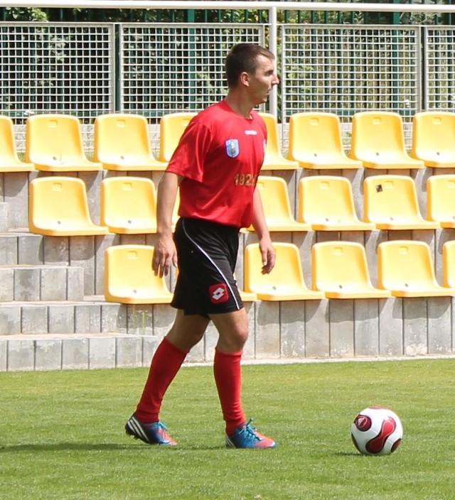Jacek Moryc jest najbardziej doświadczonym piłkarzem Pilicy Białobrzegi.