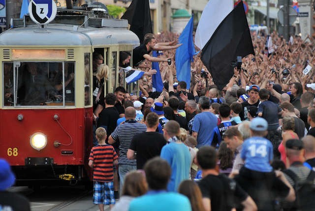 Czerwiec 2013 - triumfalny przemarsz po awansie Zawiszy do ekstraklasy