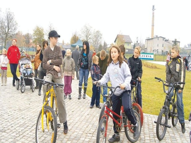 Póki co jest zielone światło na jazdę rowerzystów w parkach. Straż miejska będzie jednak ścigać motoroiwerzystów