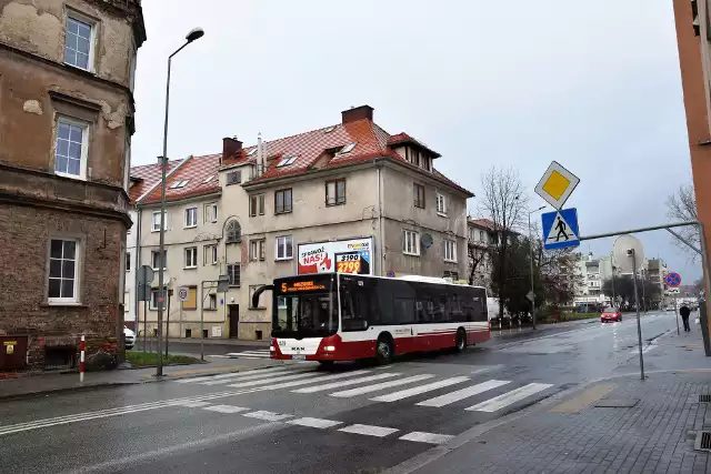 Przejście na skrzyżowaniu ul. Spychalskiego z ul. Licealną ma być dodatkowo oświetlone.