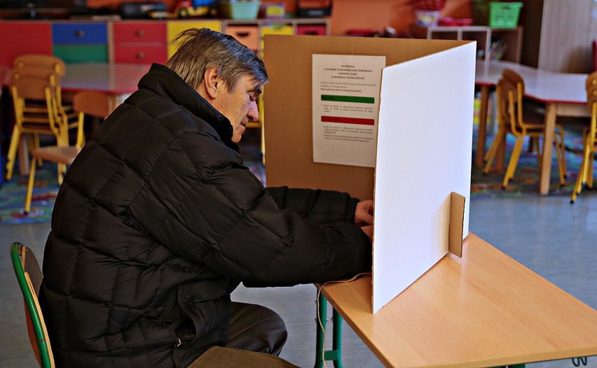 Wybory do rad dzielnic 2018 w Krakowie. Wystarczyło uzyskać...