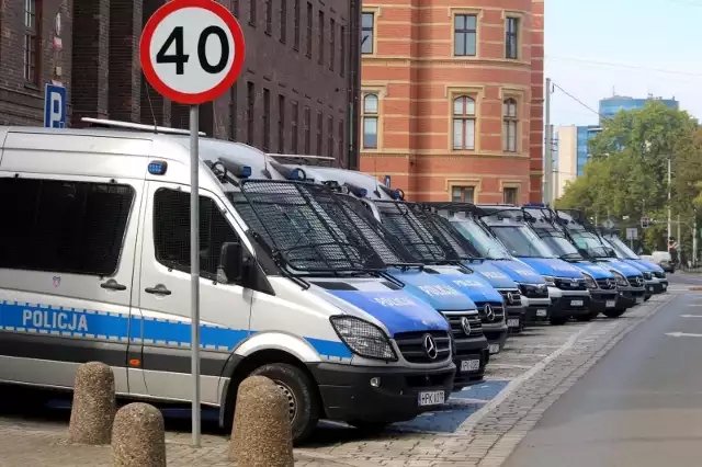 Wzmożony ruch policjantów na ulicach w centrum Wrocławia. Co to za akcja?