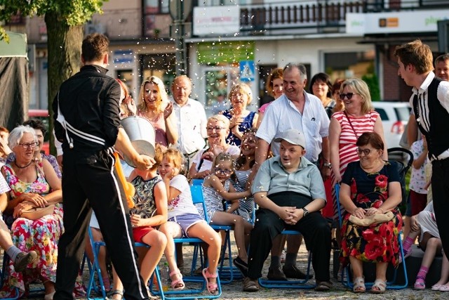 W miniony weekend mieszkańcy Wysokiego Mazowieckiego bawili się na Pikniku Rodzinnym przy Fontannie. To inicjatywa Miejskiego Ośrodka Kultury.