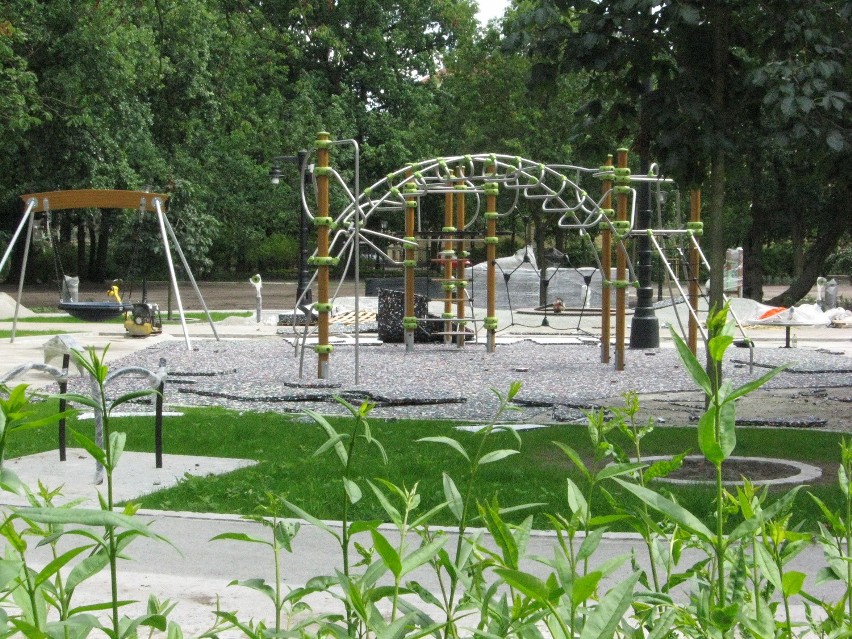 Zrewitalizowany park Kochanowskiego w Bydgoszczy