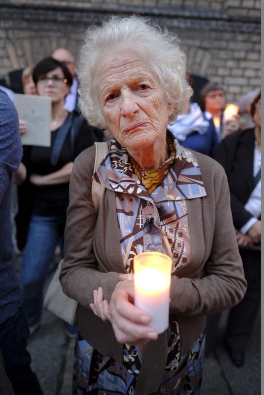 Toruń. Protest po uchwaleniu ustawy o Sądzie Najwyższym...