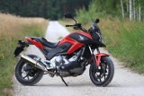 Testujemy: Honda NC700X DCT - praktycznie i z automatem (WIDEO, ZDJĘCIA)