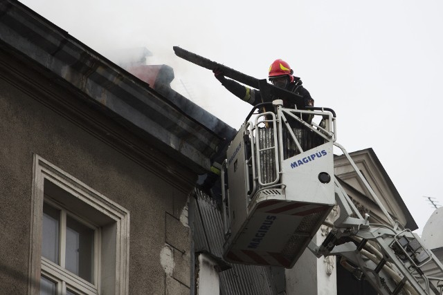 Pożar gasiło 11 zastępów straży pożarnej