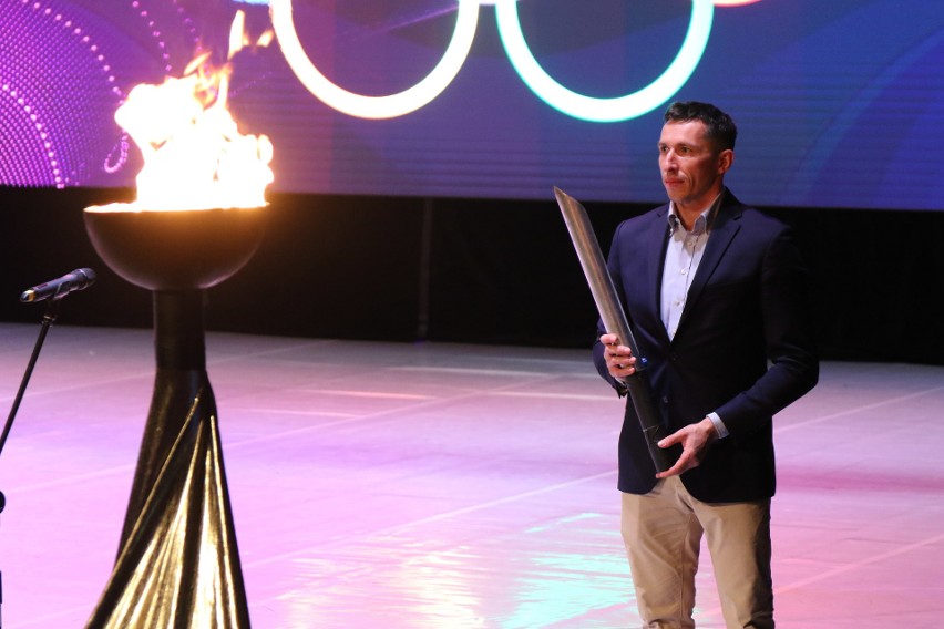 Sławomir Szmal zapalił znicz Ogólnopolskiej Olimpiady Młodzieży Świętokrzyskie 2019 [DUŻO ZDJĘĆ, VIDEO]