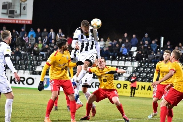 Piłkarze Sandecji nie mieli litości dla Stomilu biorąc rewanż na jesienną porażkę 0:1