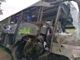 Wypadek ukraińskiego autobusu na A4 pod Brzegiem. Autokar w rowie, 8 osób poszkodowanych