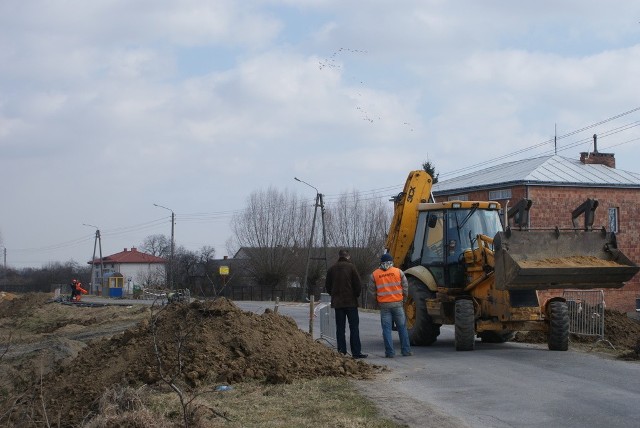 Budowa sieci wodociągowej i kanalizacyjnej w gminie Kozienice. To najkosztowniejszy projekt unijny realizowany przez władze samorządowe w powiecie kozienickim.