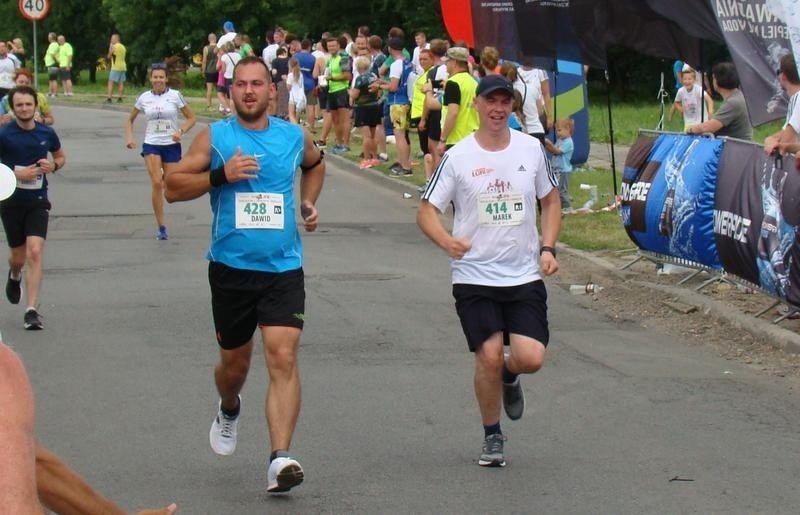 Oświęcim. W biegu ulicznym Tauron Life Festival Oświęcim padł kolejny rekord liczby uczestników [ZDJĘCIA CZ. 2] 