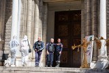 Polski ksiądz i zakonnica zaatakowani nożem w nicejskim kościele. Ich życie nie jest zagrożone 