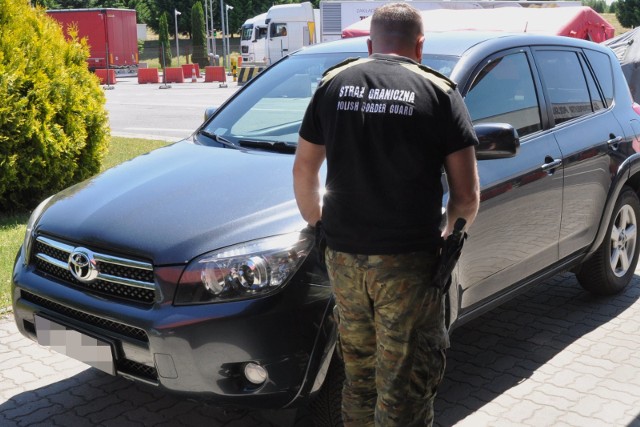 Od początku Straż Graniczna na Podkarpaciu zatrzymuje coraz więcej kradzionych samochodów.