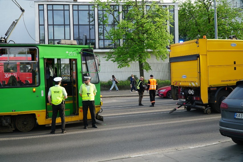 Na ul. Grunwaldzkiej rowerzysta został potrącony przez...