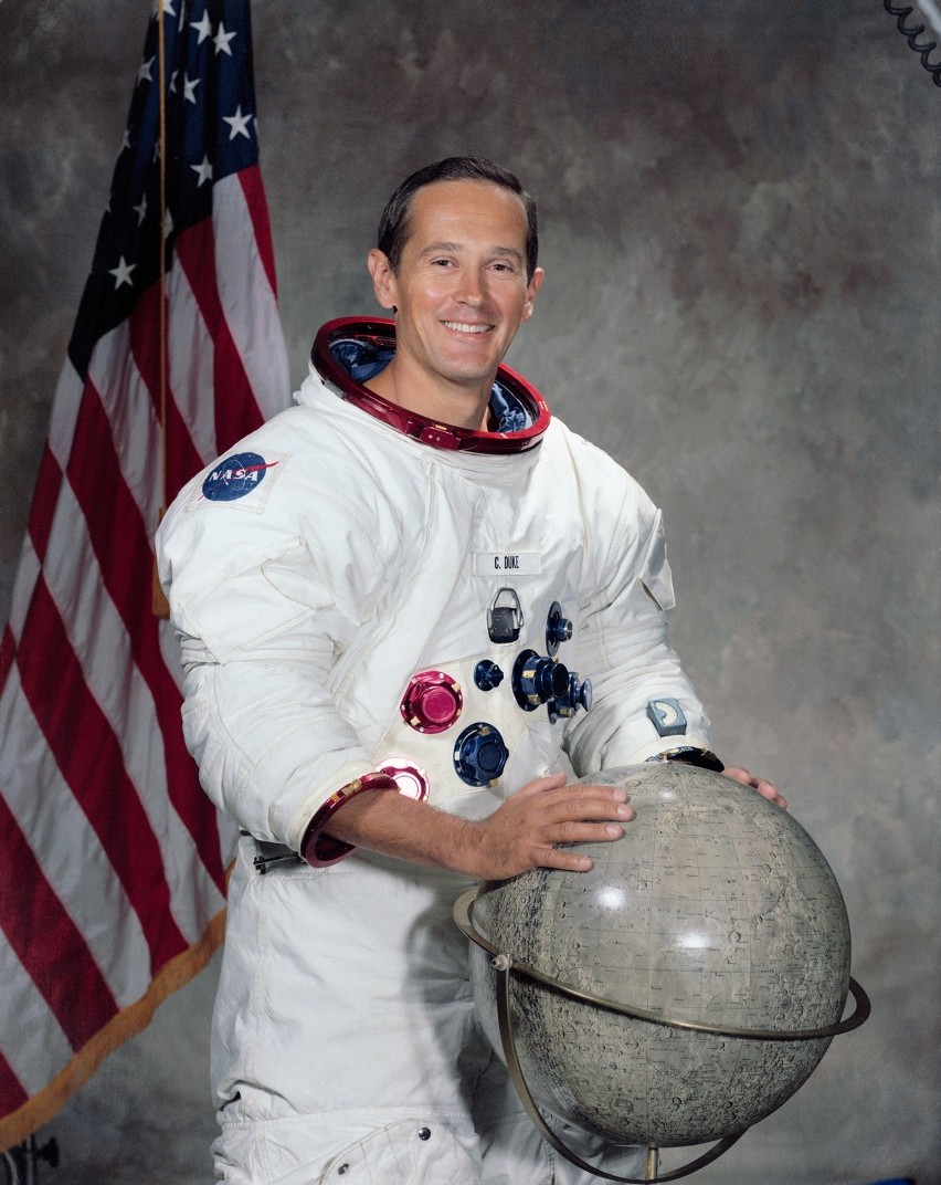 Charles Duke, pilot modułu księżycowego w misji Apollo 16