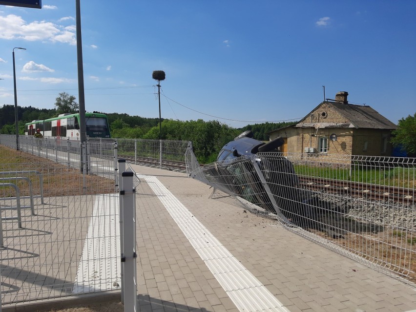 Zderzenie seta z pociągiem