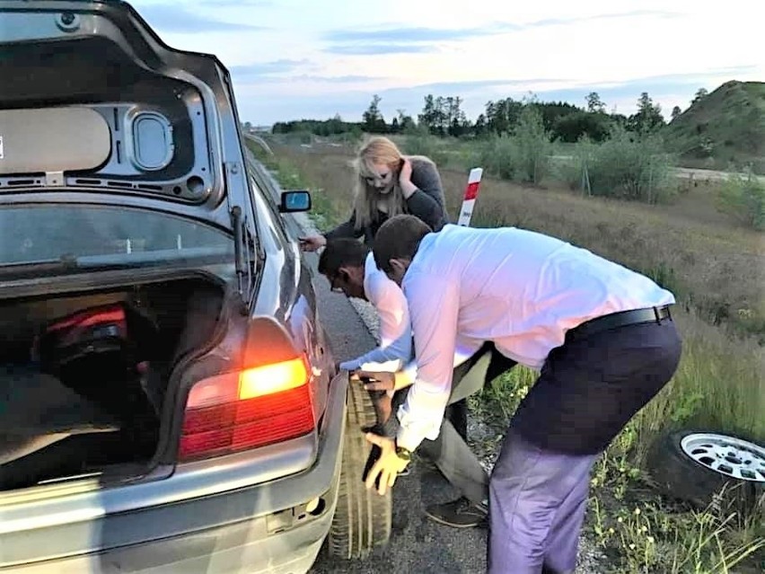 Rafał Trzaskowski na Facebooku: Na trasie do Zielonej Góry...