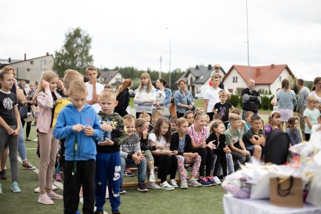 W Mniowie spełniali dziecięce marzenia. W sumie udało się spełnić marzenia 55 dzieciaków.