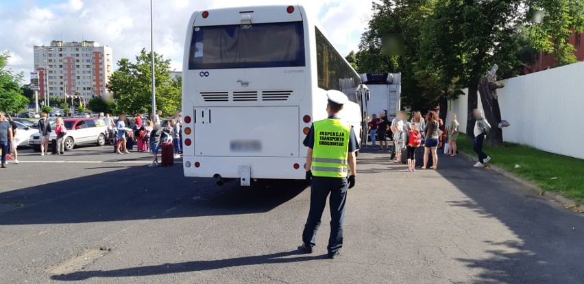 Autokar miał zawieźć dzieci nad morze. Nie miał sprawnych hamulców