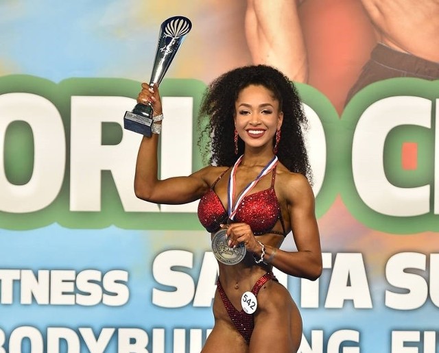 Wiktoria Nnaka z Koszalina kapitalnie spisała się podczas mistrzostw świata seniorek w kulturystyce i fitness IFBB