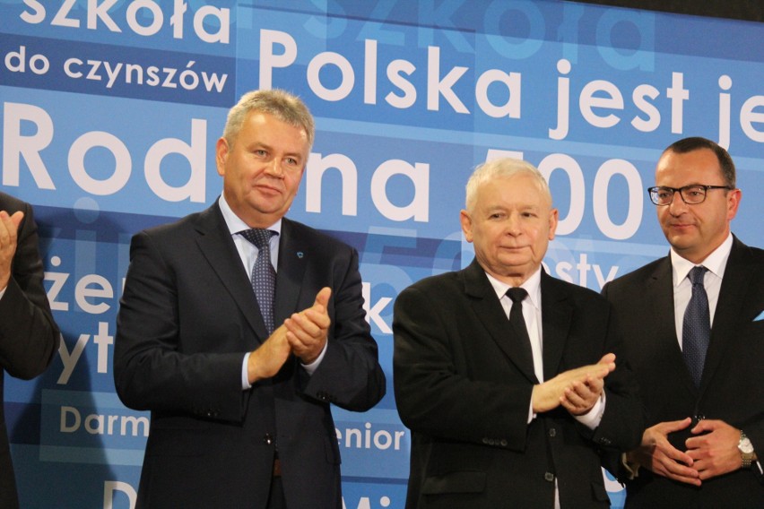 Prezes PiS Jarosław Kaczyński w sobotę w Przemyślu...
