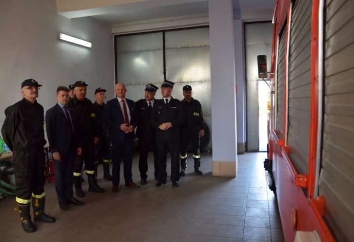 Nowy samochód - fiat ducato dla Ochotniczej Straży Pożarnej w Szydłowie (ZDJĘCIA)