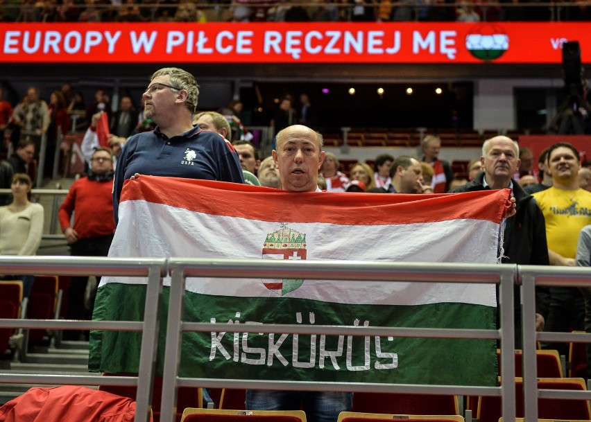 ME 2016 piłkarzy ręcznych: Węgrzy pokonali Czarnogórę [ZDJĘCIA]