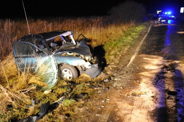 Pijany kierowca nie chciał zatrzymać się do kontroli w wyniku czego doszło do zderzenia z innym autem.