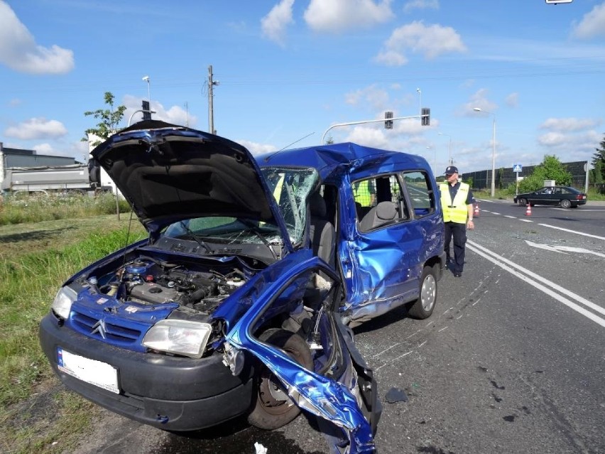 Grodzisk Wielkopolski: Nie żyje kobieta, kierowca ciężarówki...