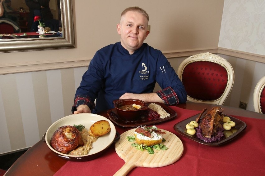 Szef kuchni restauracji Binkowski Dworek poleca sycące dania mięsne na zimowy głód  