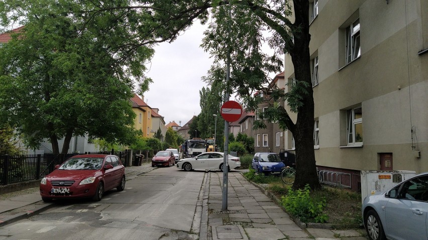 Rozpoczęto remont dróg na terenie dzielnicy generalskiej w...