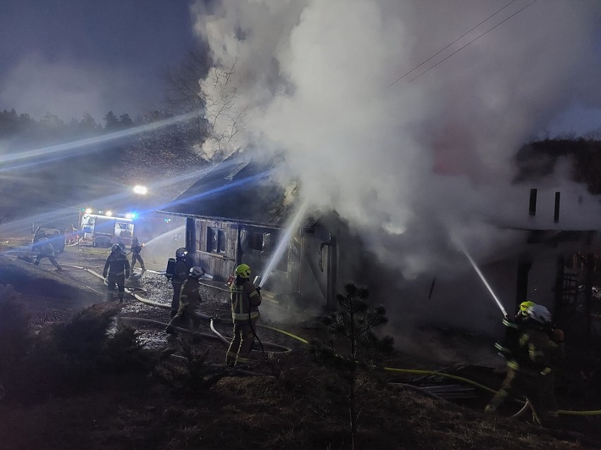 Pożar domu we Włosani w gminie Mogilany