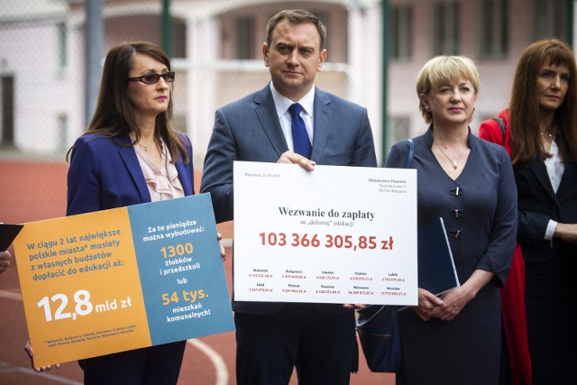 Polskie miasta wzywają ministerstwo do zapłaty za koszty poniesione w wyniku przeprowadzenia reformy edukacji