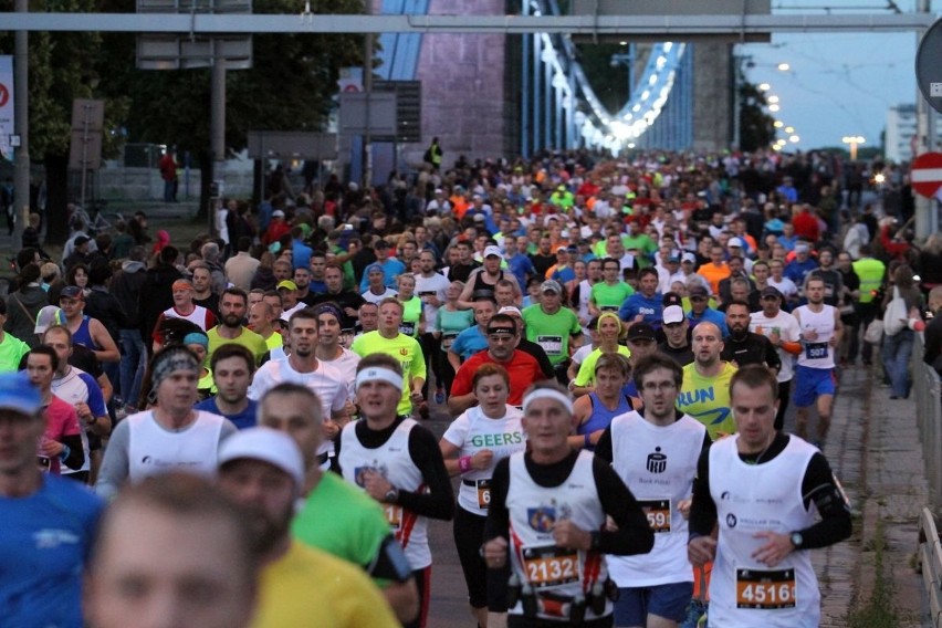 3. Nocny Półmaraton Wrocław wygrał Kenijczyk. Biegło aż 7,5 tys. osób (FILM I MNÓSTWO ZDJĘĆ)